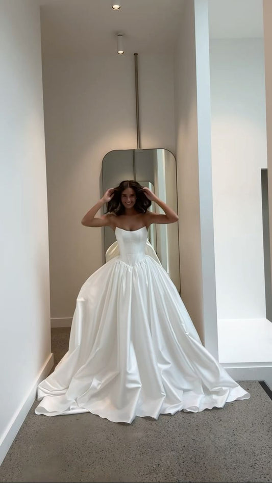 White Strapless Simple Wedding Dress Long Bridal Gown S6180