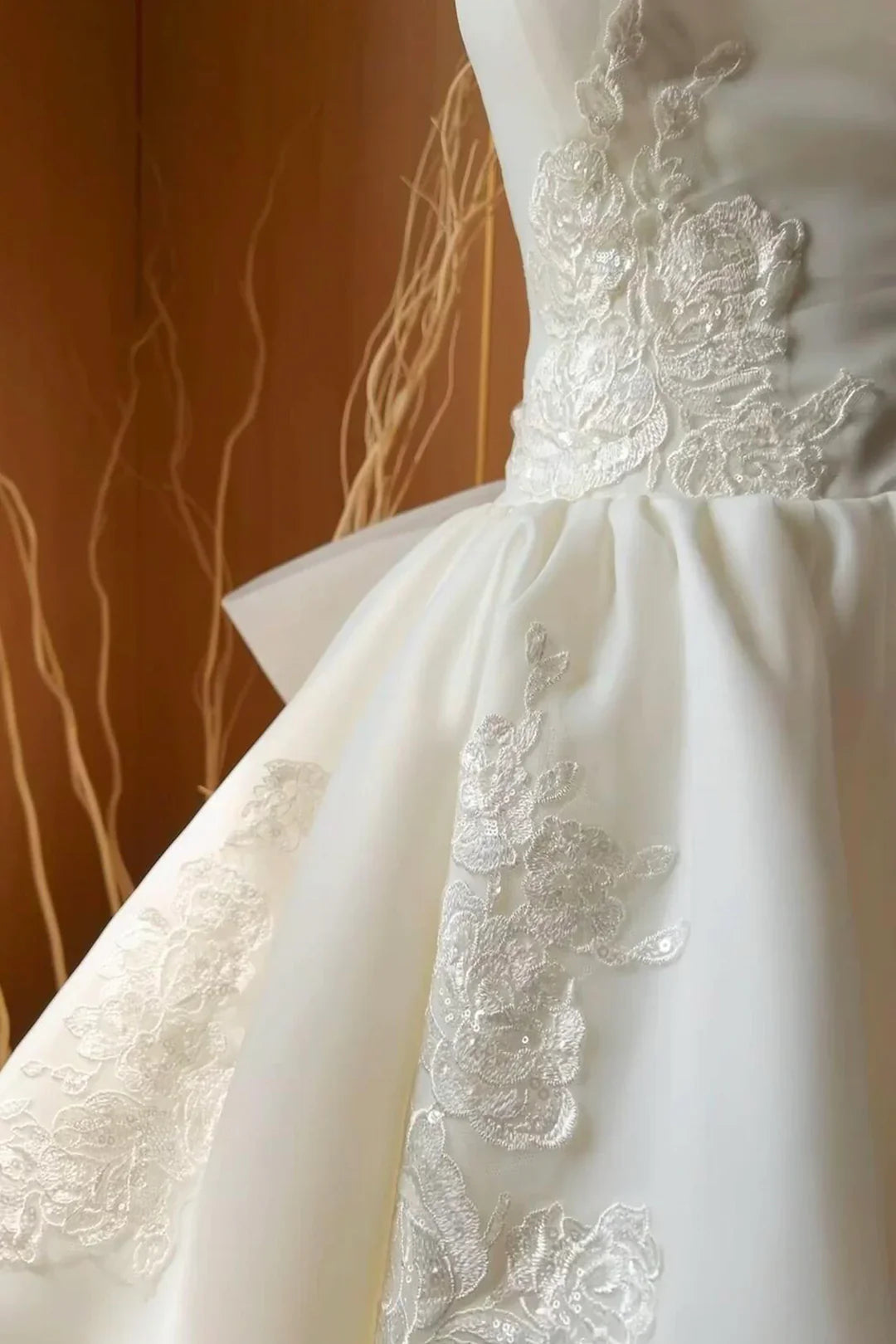 Charming Homecoming Dress Strapless Applique Bowknot Short Prom Dress Back to School Outfits Party Dress D6034