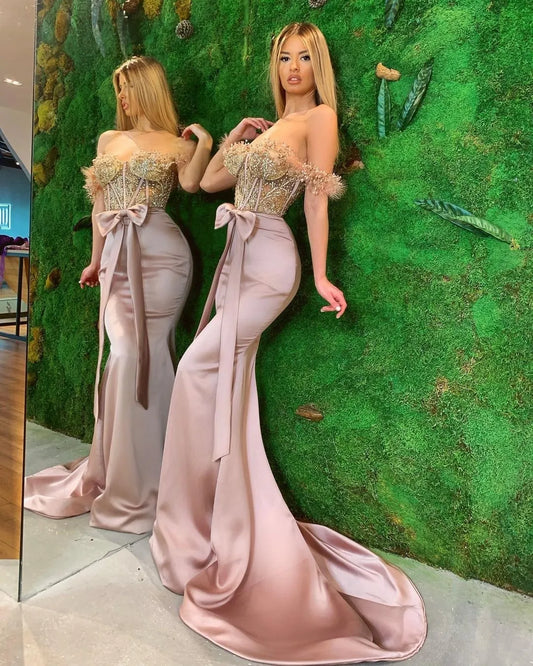 Off the Shoulder Prom Dresses Feathers Bow Beaded Evening Dress Custom Made Mermaid Lace Appliques Party Gown S4923