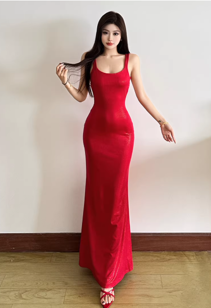 Chic Red Dress S461