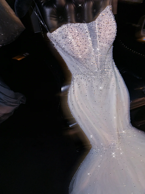 White halter-neck, fitted waist, bodycon skirt, sexy long ball gown, bridal dress R8781