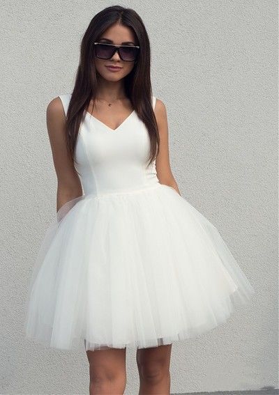 V Neck White Short Short White V Neck Homecoming Dresses S2673