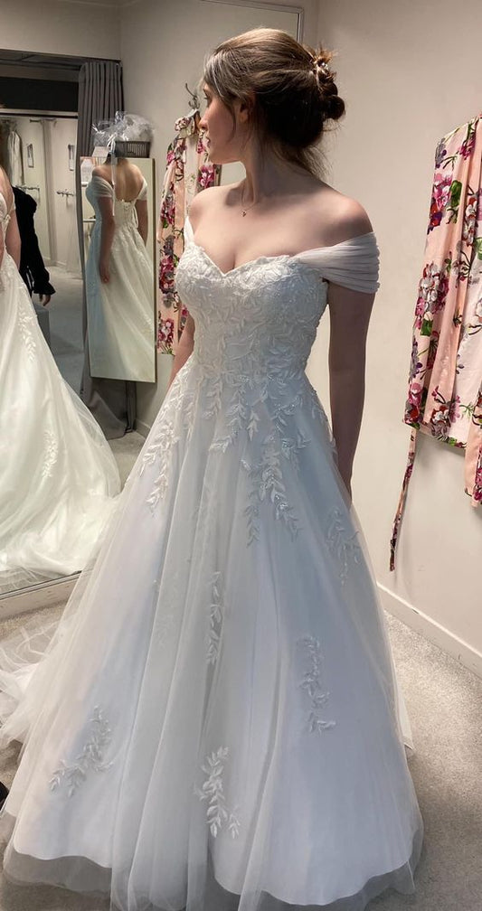 Off Shoulder Lace Wedding Dresses A line Wedding Dresses Long Wedding Dresses Bridal Gown