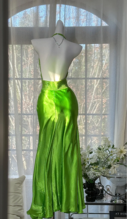 Unique Green Halter Satin Beaded Mermaid Party Dress Backless Long Evening Dress Wedding Guest Dress D2103