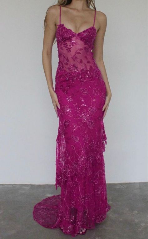 Beautiful Spaghetti Straps Birthday Party Dresses Lace Prom Dresses S7049