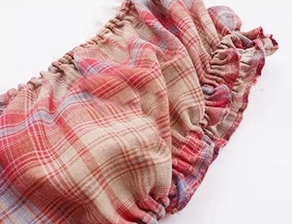 Tea break French retro slim temperament red plaid dress new V-neck puff sleeve princess dress R0171