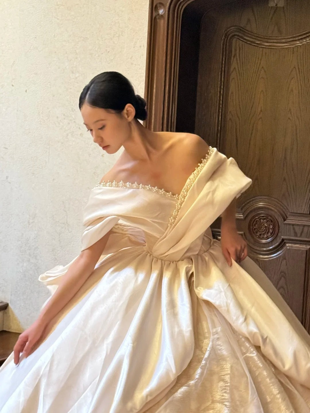 Pretty Wedding Dress Off Shoulder Pleated Wedding Dress D4624
