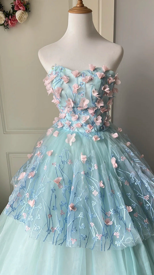Beauty Ball Gown Light Blue Strapless Pleated Tulle Prom Dresses Evening Gala Gown Sweet 16 Dress D4739