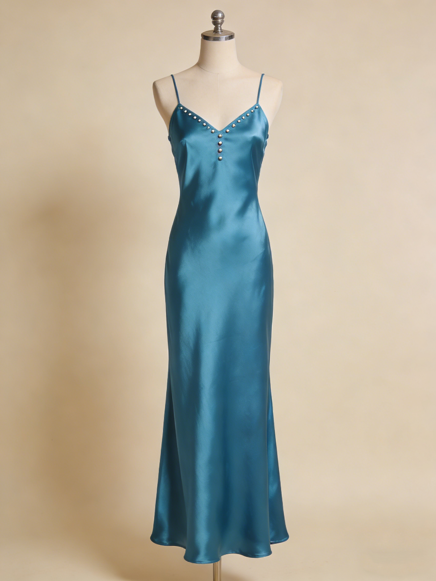 Chic Prom Dress Spaghetti Straps Beading Gala Dress Evening Gown Birthday Party Outfits D4863
