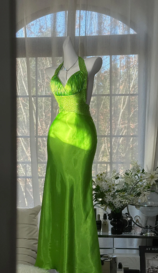 Unique Green Halter Satin Beaded Mermaid Party Dress Backless Long Evening Dress Wedding Guest Dress D2103