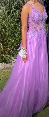Morden Prom Dress A Line Purple Spaghetti Straps Pleated Tulle Long Gala Gown Evening Dress Party Outfits D5016