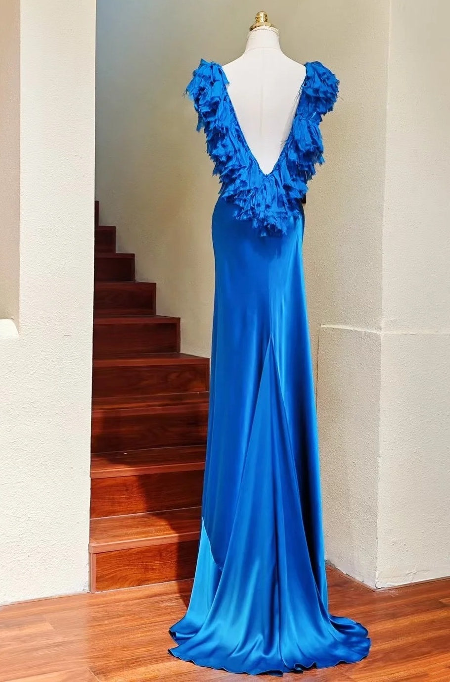 Elegant Prom Dress Satin Blue V-neck Backless Gala Gown Evening Dress Birthday Party Outfits D5151