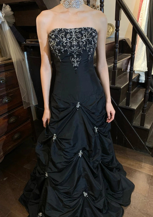 Chic Prom Dress Black Strapless Pleated Gala Gown Evening Dress Graduation Dress D5164