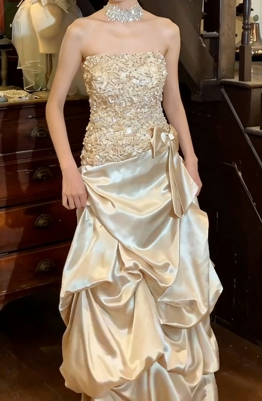Charming 90s Prom Dress Satin Strapless Pleated Gala Gown Evening Dress D5301