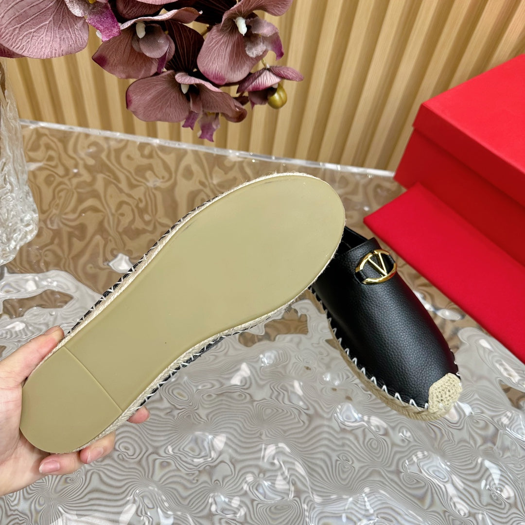 The Bold Edition VLogo Mules Black Leather