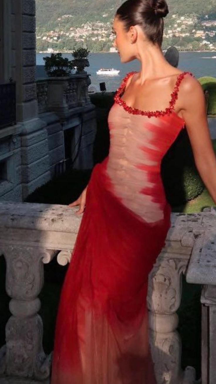 Charming Spaghetti Straps Ombre Red Tulle Beaded Mermaid Evening Dress Formal Long Party Gown