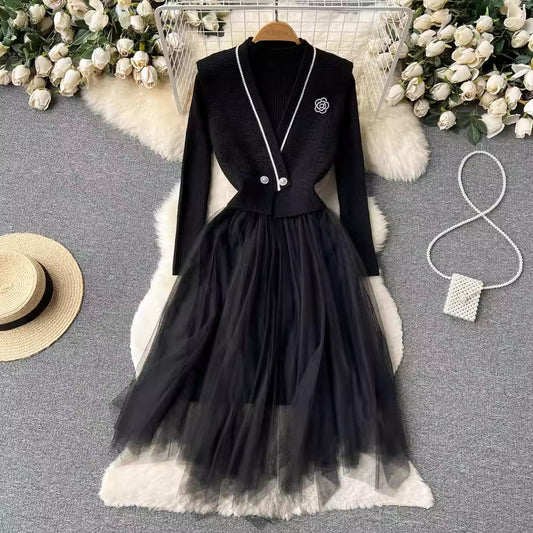 women's knitted mesh dress + short V-neck vest two-piece trendy set S4502