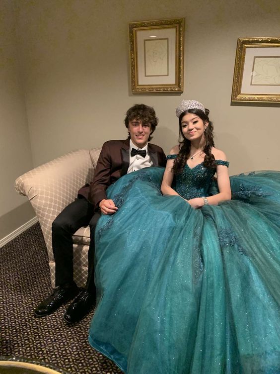 Dark green lace quince dress off shoulder prom ball gown