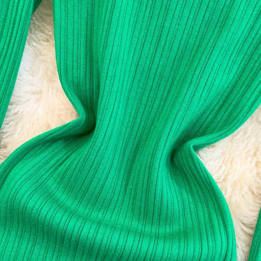 long-sleeved round neck mid-length knitted dress S4024
