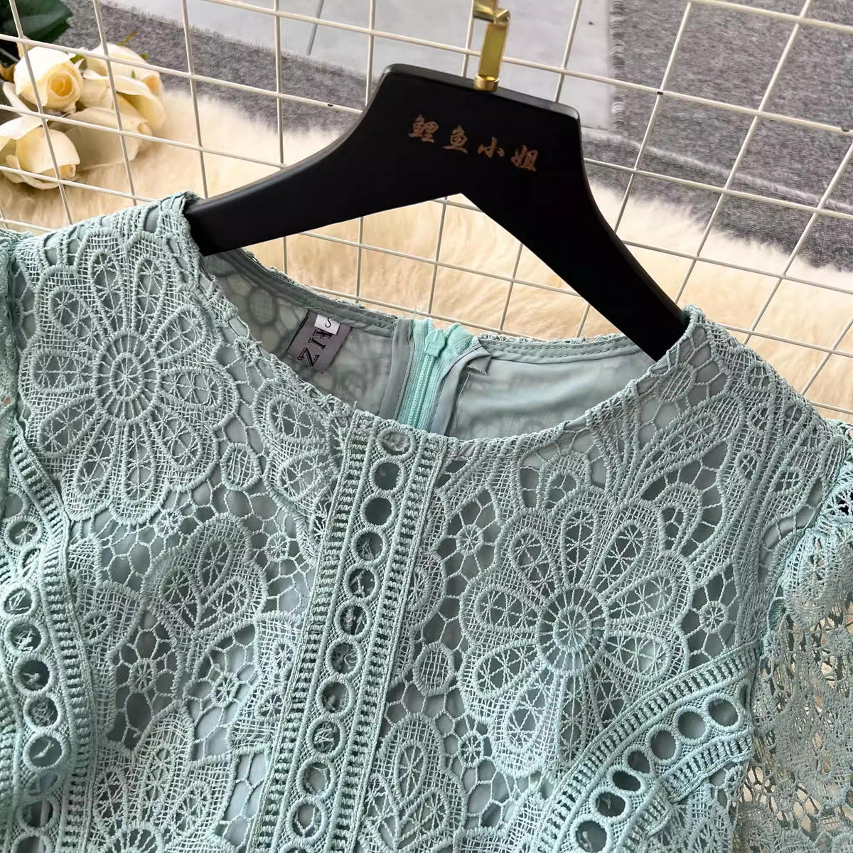 round neck ruffle sleeve lace dress women's new elegant long skirt S4554