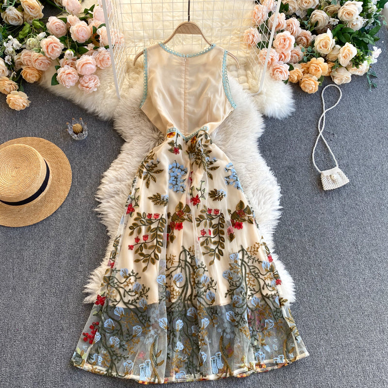 Royal Style Round Neck Sleeveless Mesh Embroidered Dress S4468