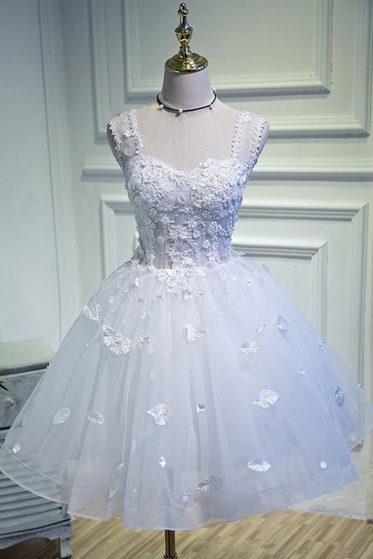 Simple Sweetheart White Lace up Beads Lace Appliques Tulle Straps Homecoming Dresses S2960