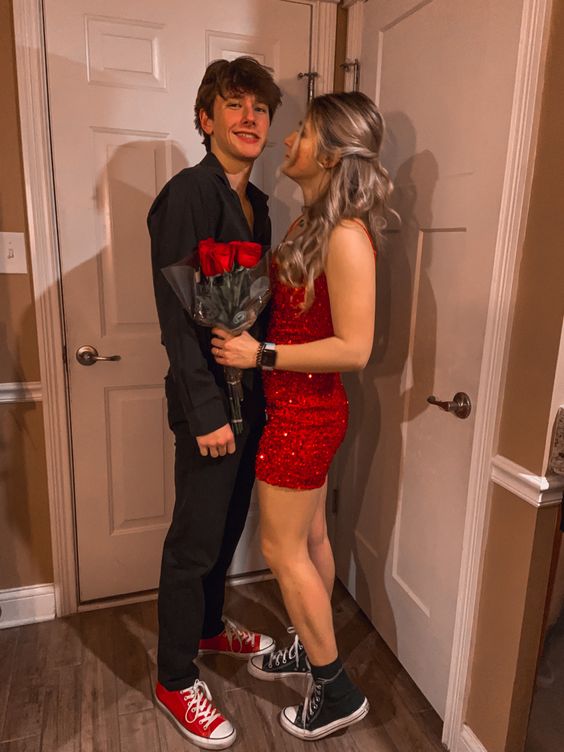 Red Short Sequin Prom Dresses, Short Velvet Formal Homecoming Dresses S3303