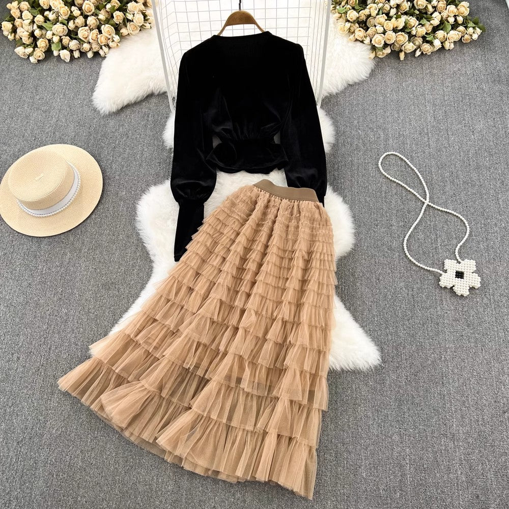 Fashion suit for women V-neck lantern sleeves velvet top two-piece set S4260