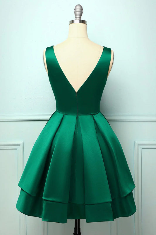 Simple Homecoming Dress V Neck Cascade Short Prom Dress Back to School Outfits Party Dress D6102
