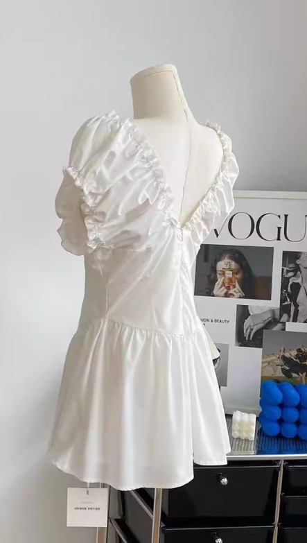 Tea break French style white pleated dress new style high-end waist slimming sweet princess dress R0153