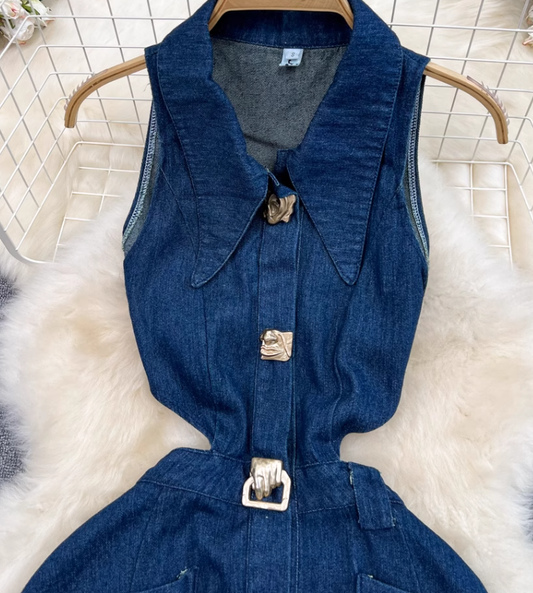 Retro lapel hollow exposed waist waist slimming sleeveless single-breasted A-line split denim dress R0375