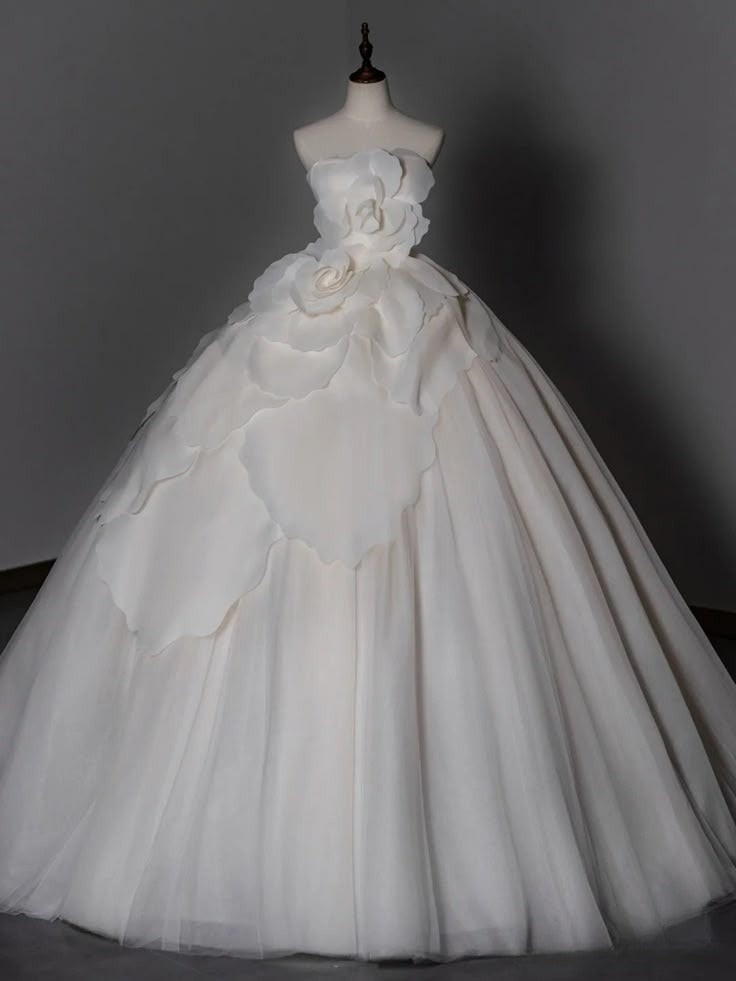 Timeless Ball Gown Strapless Chiffon Tulle Long Wedding Dresses C4280