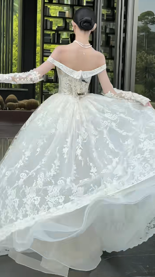 French Tender Ball Gown Off The Shoulder Tulle Lace With Sleeves Long Wedding Dresses C4440