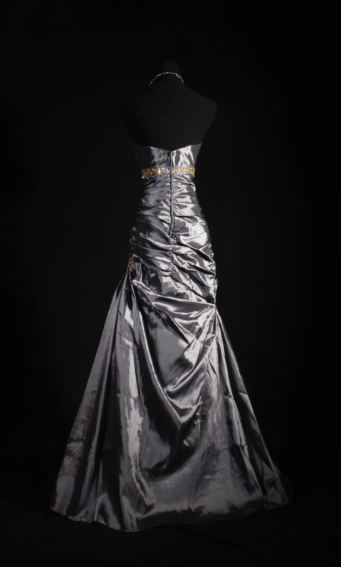 Elegant Sheath Evening Dresses Sweetheart Gray Long Prom Dresses Satin Sleeveless Brithday Dresses DP04577