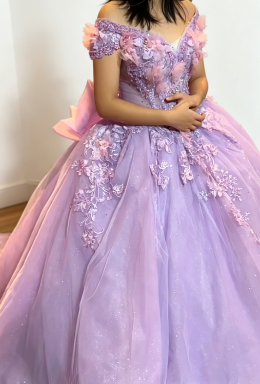 Gorgeous Pink Quinceanera Dress Off-shoulder Ball Gown Tulle Appliques Sweet 16 Dress Sleeveless Birthday Dress DP05402