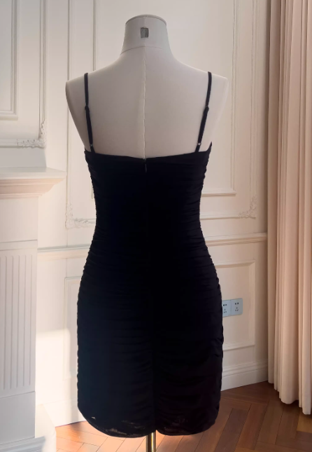 Elegant Spaghetti Straps Sheath Birthday Dress Tulle Graduation Party Dress Black Short Prom Dress DP05509