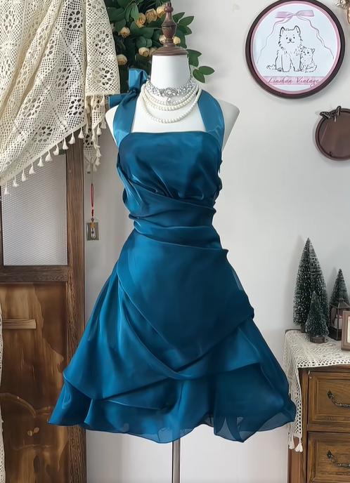 Elegant Halter Sleeveless Gathers Stretch Satin A Line Dress Homecoming Dress Prom Dress D1753