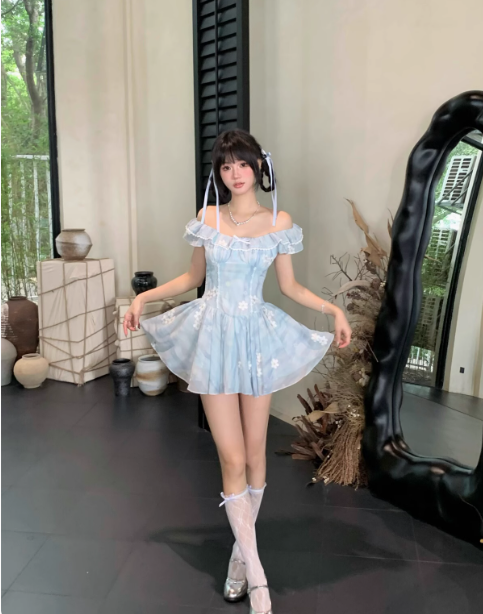 Seaside Lace Square Neckline Ruffle Floral Sweet 16 Dress Homecoming Dress D1755