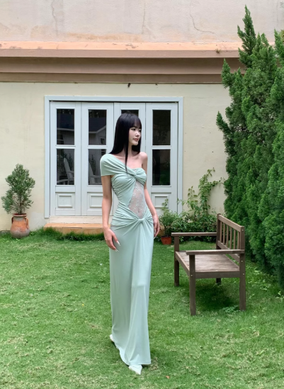 Sexy Seaside Holiday One Shoulder Pleated Lace Niche French Maxi Dress Women Dress Summer Dating Dress D1847