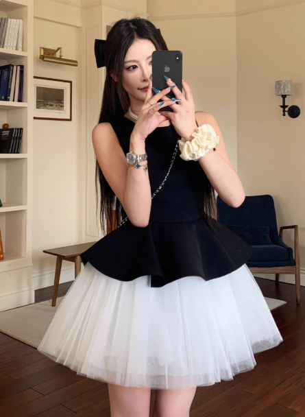Sweet Crew Neck Pleated Tulle Short Skirt Princess Dress Summer Women Date Dress D1921
