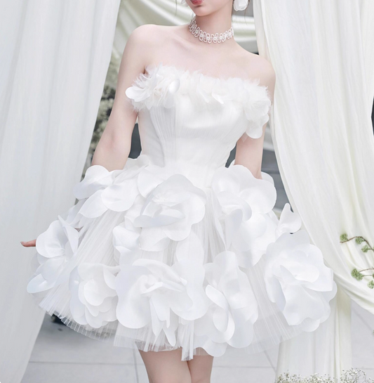 Beauty White Strapless Short Prom Dress Back to School Outfits Homecoming Dress Quinceanera Dress Party Dress D2195