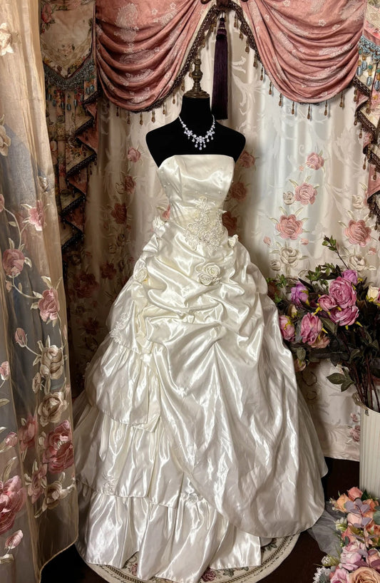 Elegant Wedding Dress Strapless Pleated Prom Dress Evening Dress Birthday Party Dress Wedding Dress D2395