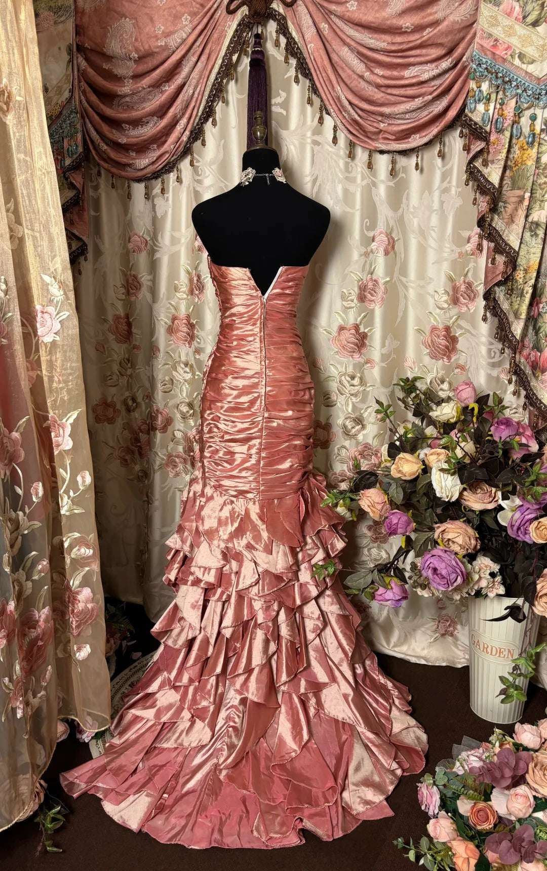 Stunning Prom Dress Strapless Pleated Long Evening Dress Gala Dress Business Dinner Dress D2406