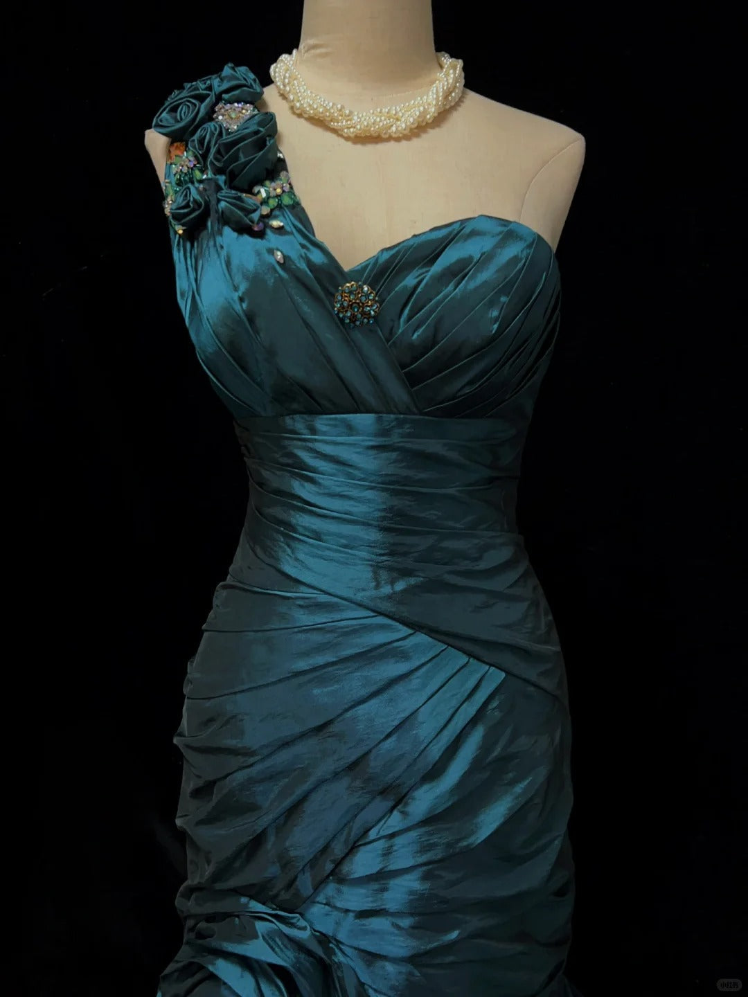 Gorgeous Prom Dress One Shoulder Pleated Flower Prom Gown Evening Dress Gala Dress Business Dinner Dress D2432