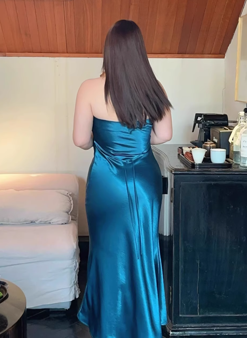 Elegant Prom Dress Halter Prom Gown Evening Dress Party Dress Gala Dress D2499