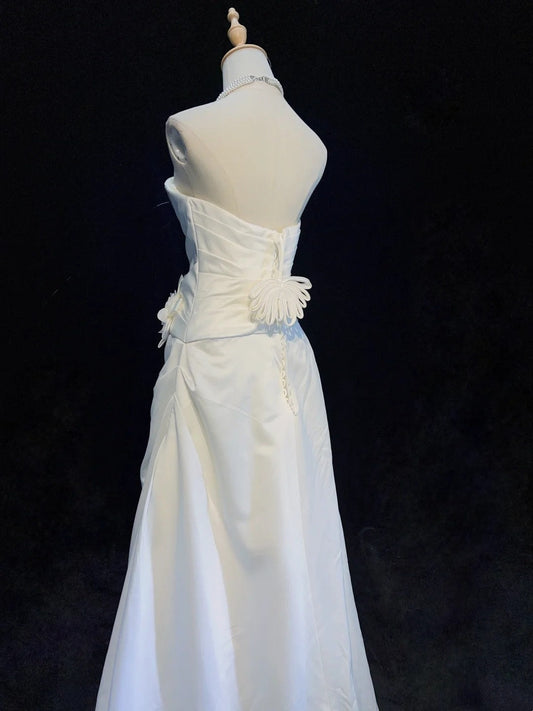 Charming A Line Strapless Pleated Wedding Dress D2890