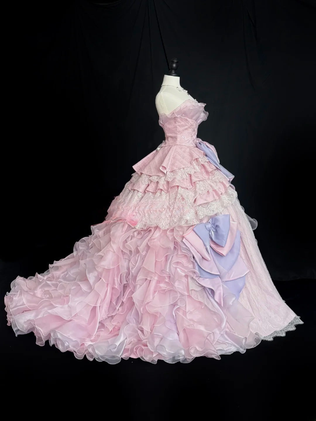 Pretty Prom Dress Strapless Lace Ruffle Ball Gown Evening Dress Sweet 16 Dress D2838