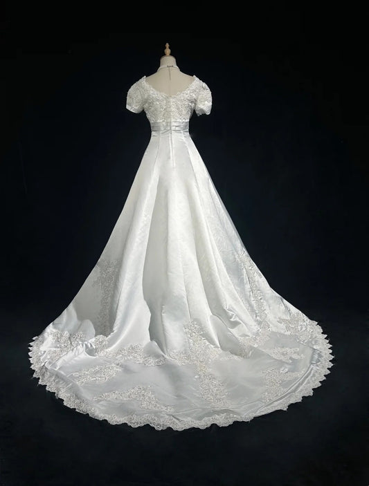 Elegant White A Line Crew Neck Wedding Dress D3094