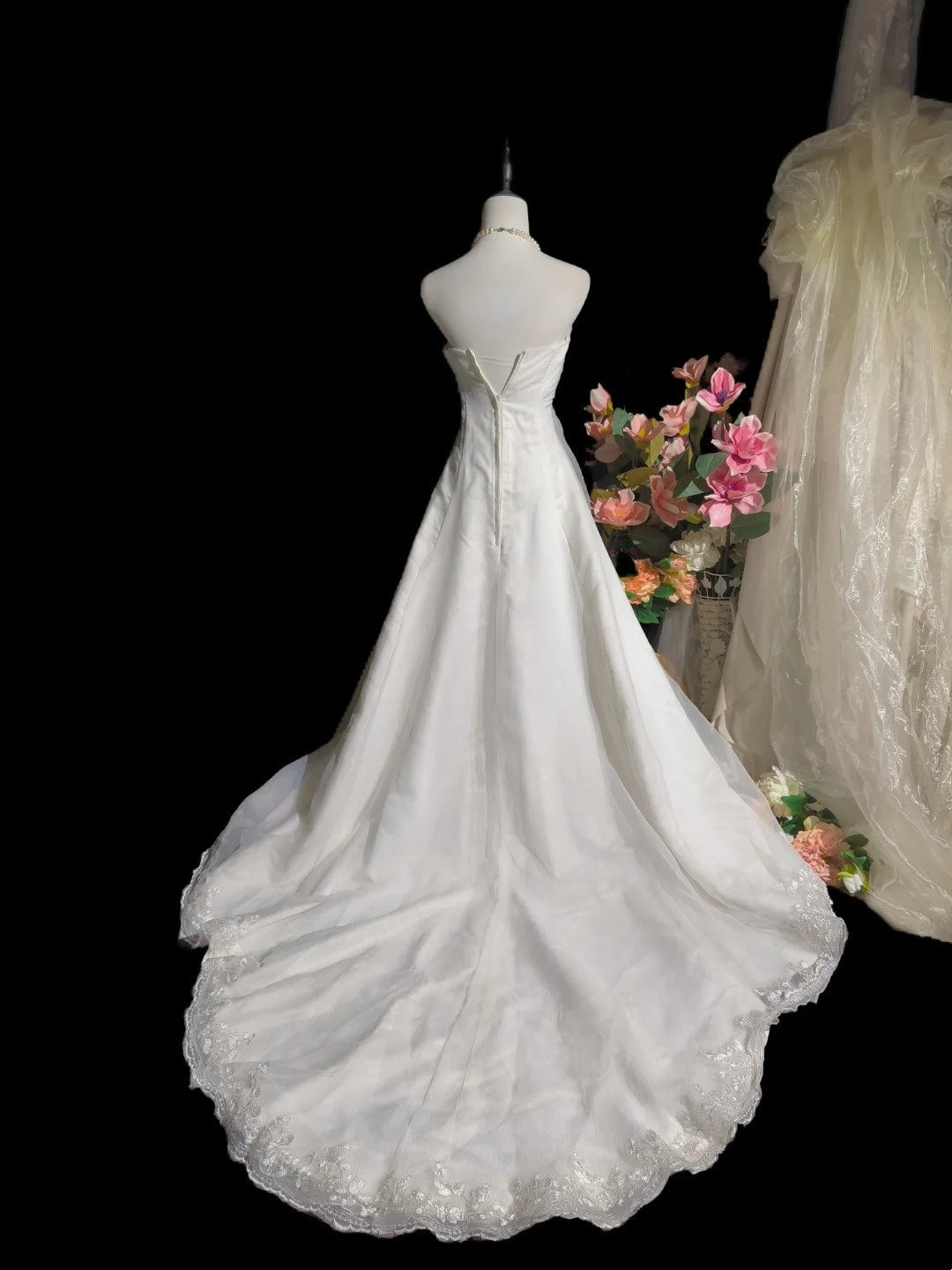 Pretty A Line Strapless Ruffle Wedding Dress D3097