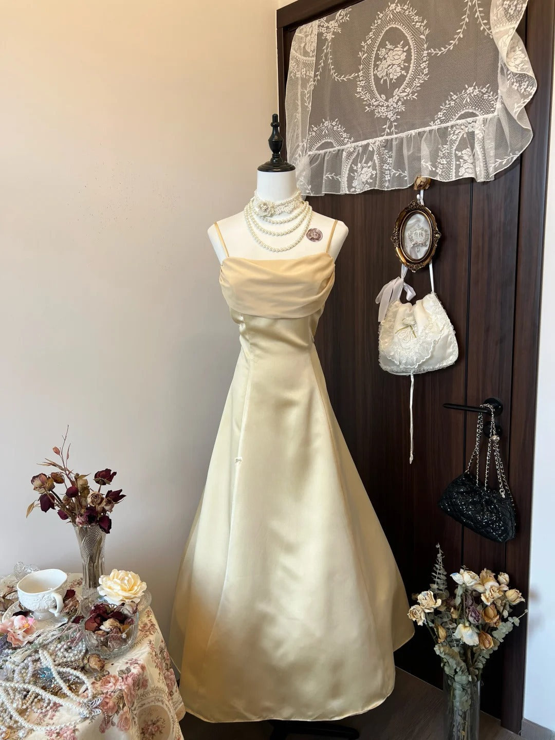 Charming Prom Dress A Line Spaghetti Straps Pleated Gala Dress Evening Dress D3129